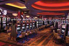 Live dealer at pion88 Wild West Gold table with card setup